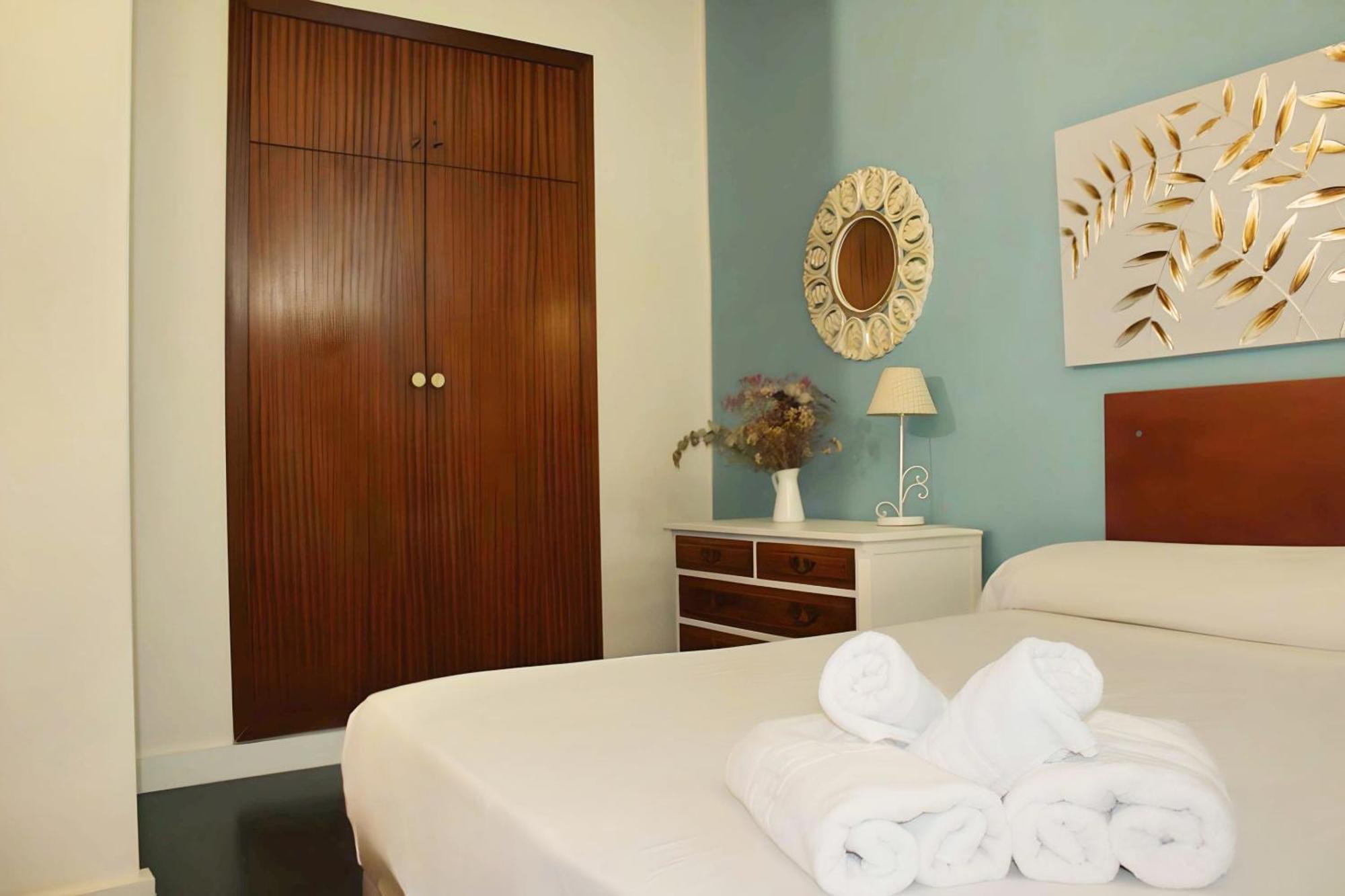 Apartamento Reformado Cerca De La Plaza Redonda Валенсия Экстерьер фото